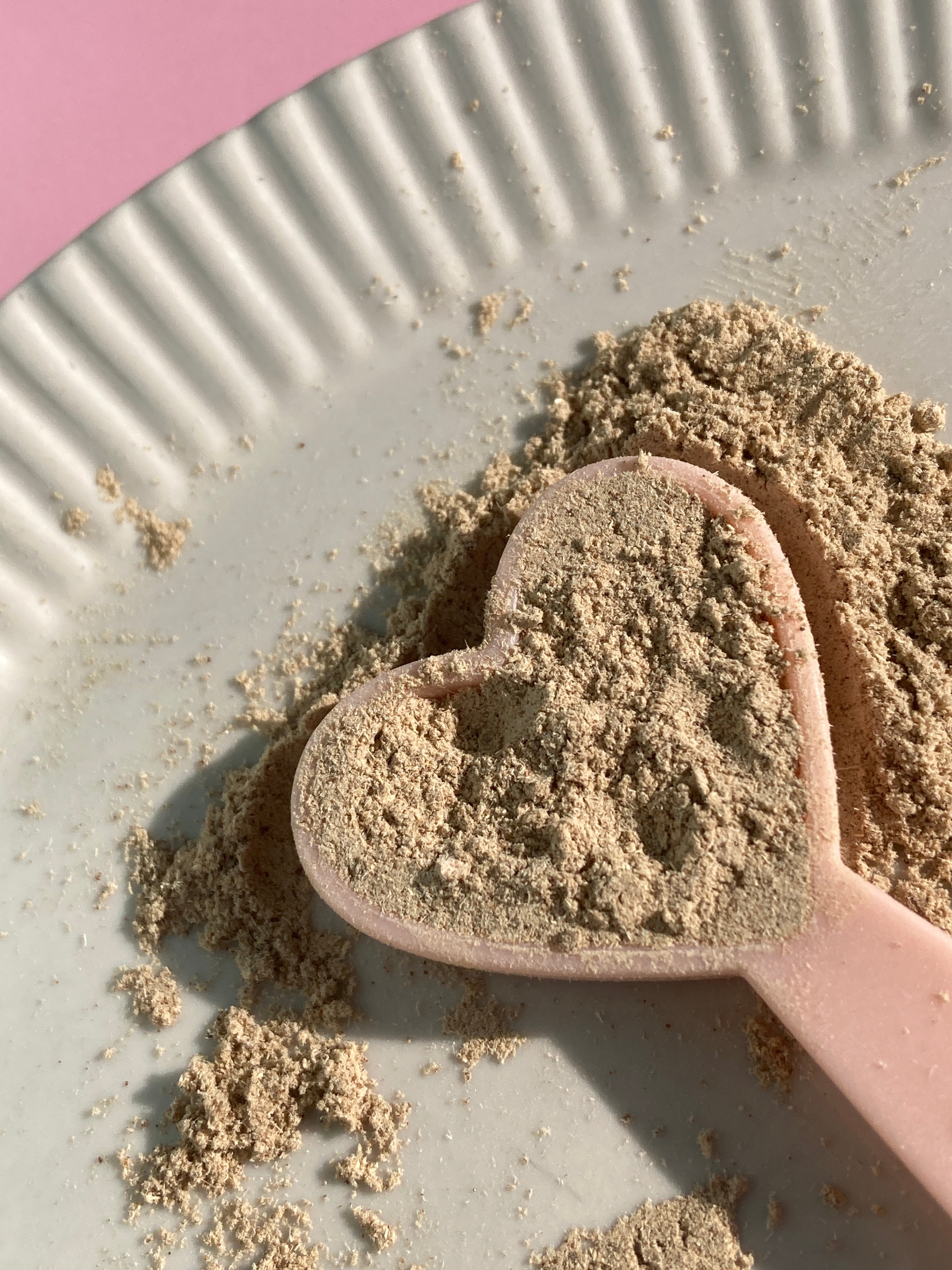 Powdered form of Heartburn Elixir in Spoon